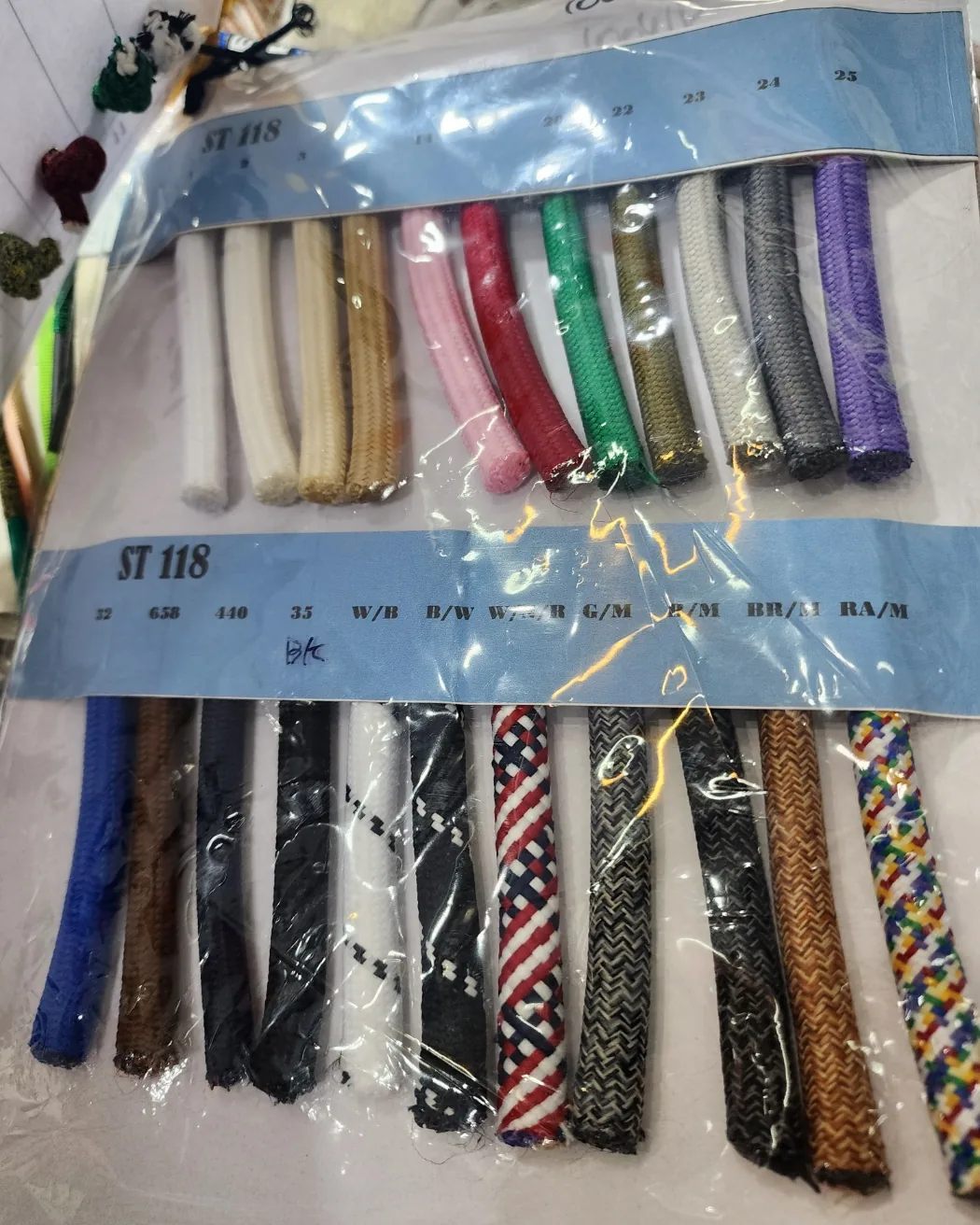 Trim samples: cords in different colors and weaves